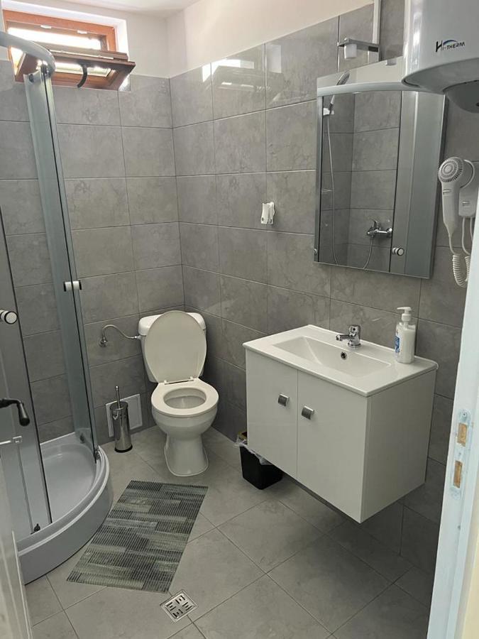 Casa Simionov Apartman Herkulesfürdő Kültér fotó
